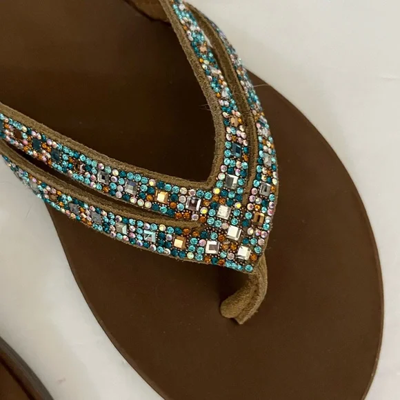 NWOT Yellow Box Dalia Beaded Genuine Leather Rhinestone Flip Flops Summer Sandal - Picture 5 of 7